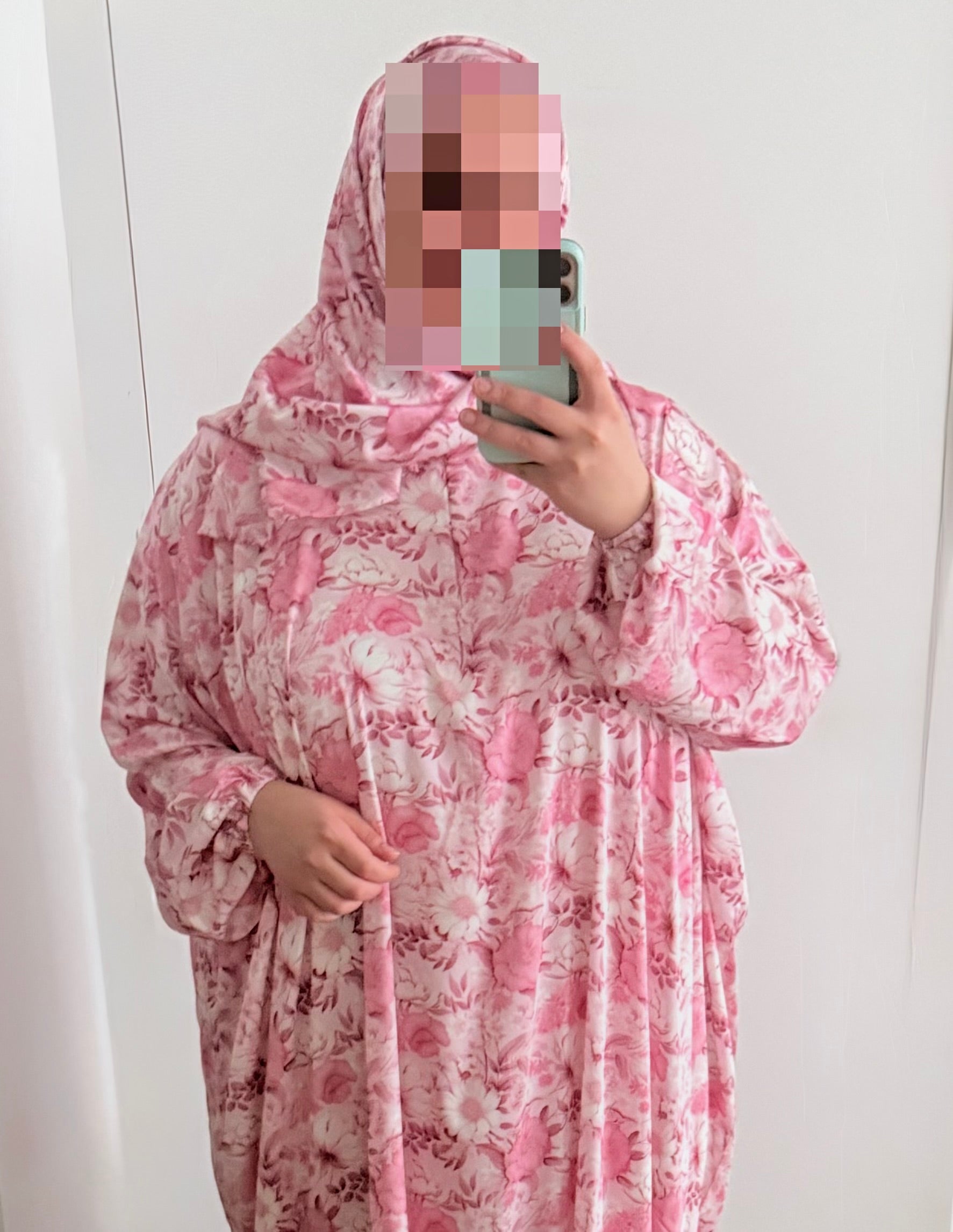 إسدال حرير فخم ٢